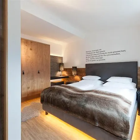 Aparthotel Burgus - Design &
