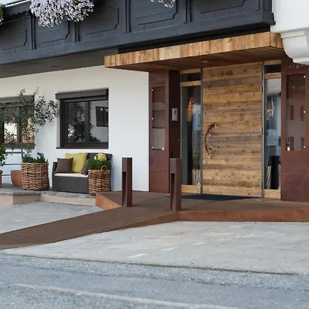 Aparthotel Burgus - Design & 4*